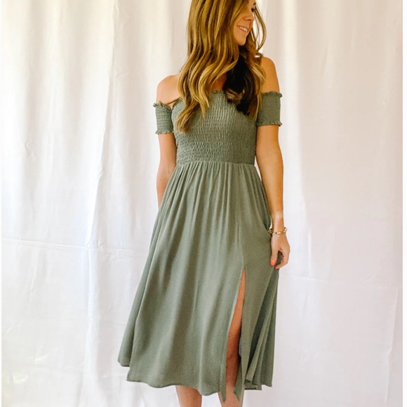 Lulus green Midi Dress - Picture 1 of 5
